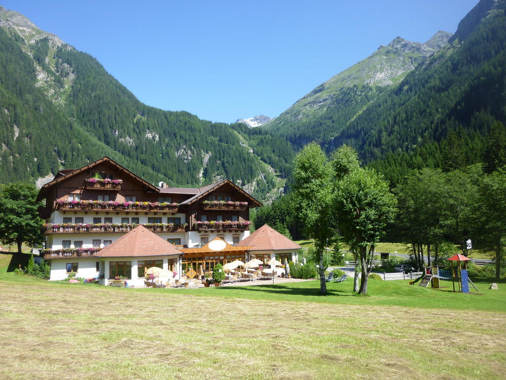 Alpenhotel Badmeister Flattach Exteriér fotografie